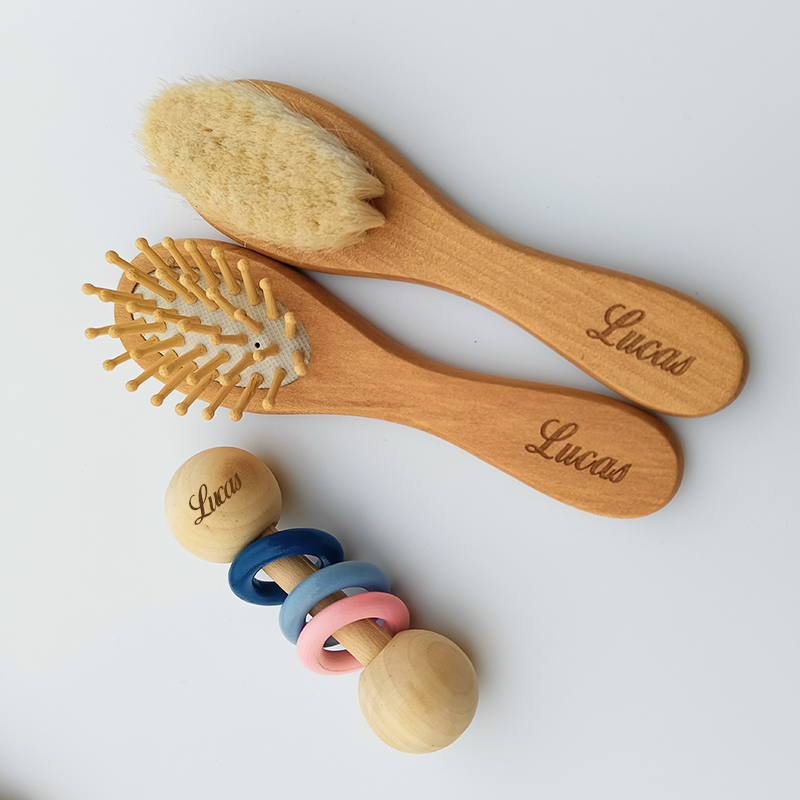 ベビーケア用のパーソナライズされた木製のヘアブラシ,ベビーケ - Hair Care For Baby のレビューと価格